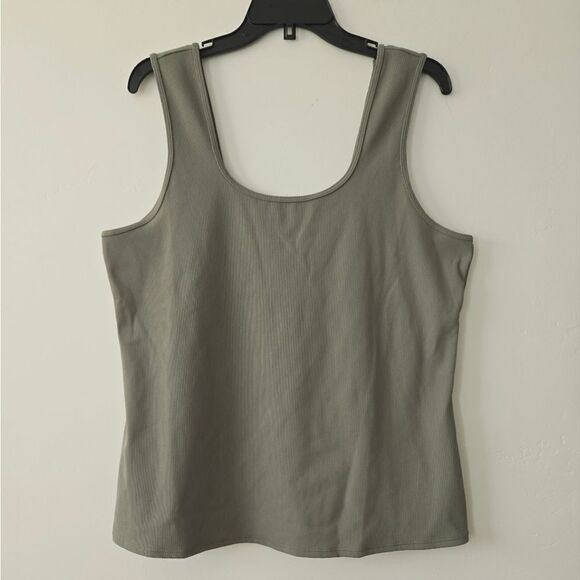 Zella Ribbed Athletic Tank Top in Sage Green NWOT - Picture 1 of 4